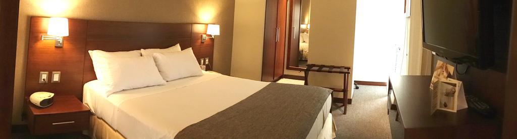 Hotel Continental Guayaquil Buitenkant foto