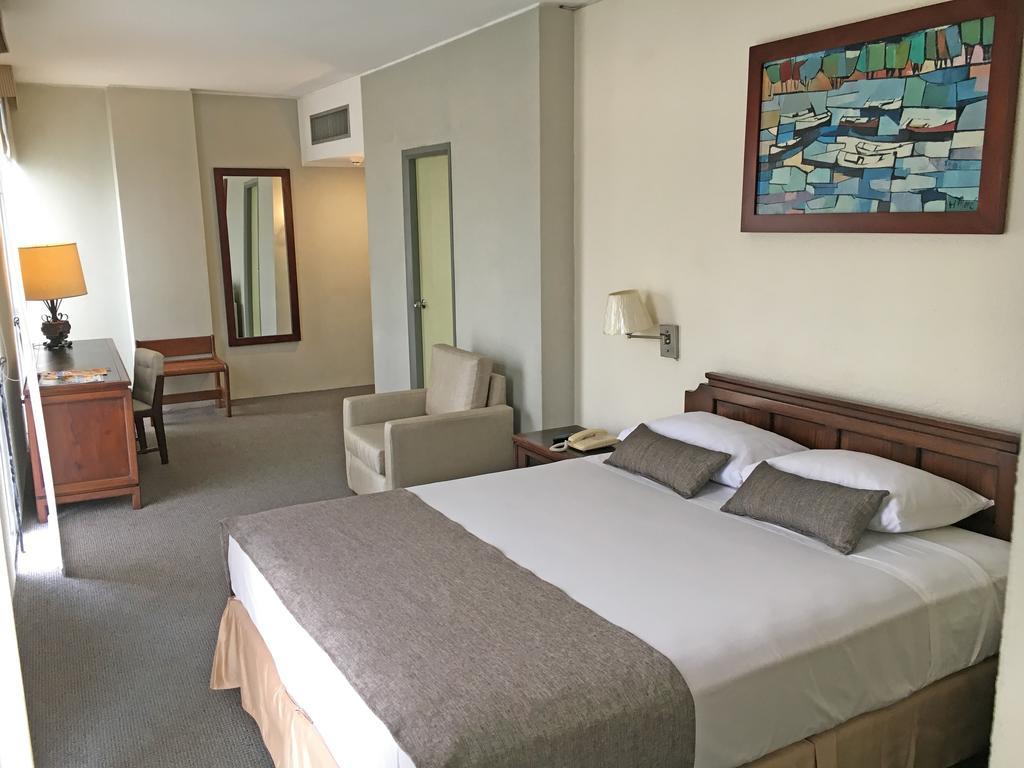 Hotel Continental Guayaquil Buitenkant foto